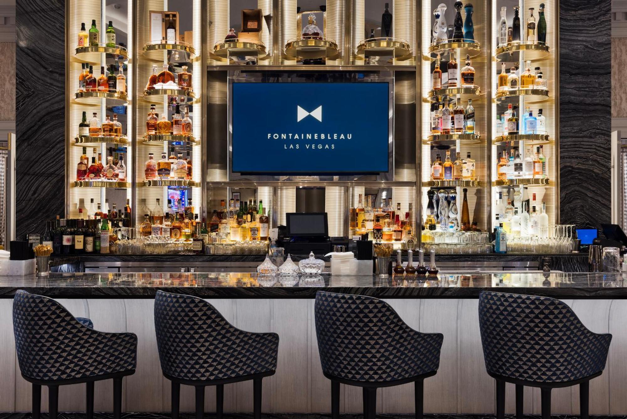 Fontainebleau Las Vegas Exterior photo The bar at the Fontainebleau Las Vegas