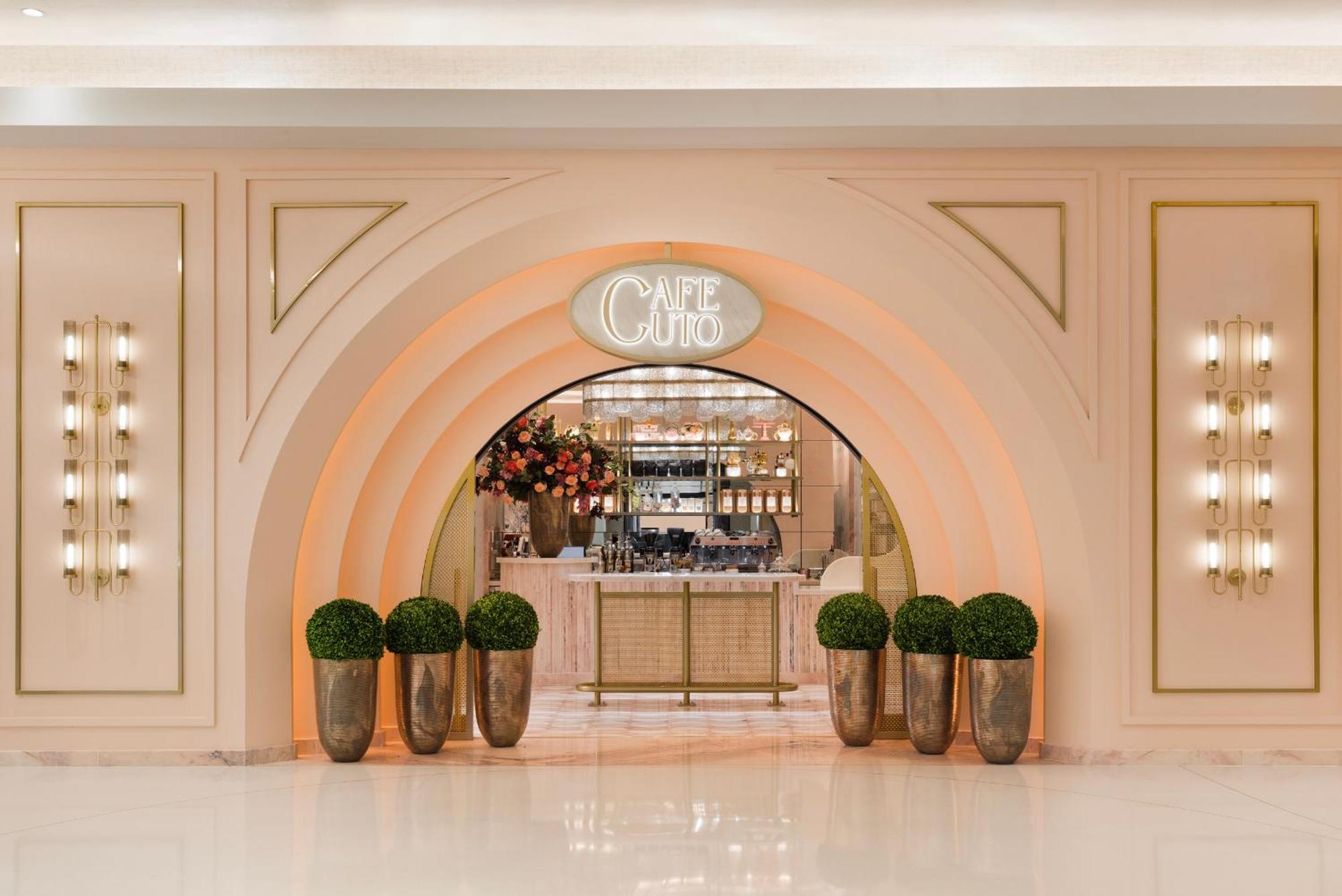 Fontainebleau Las Vegas Exterior photo Café at The St. Regis