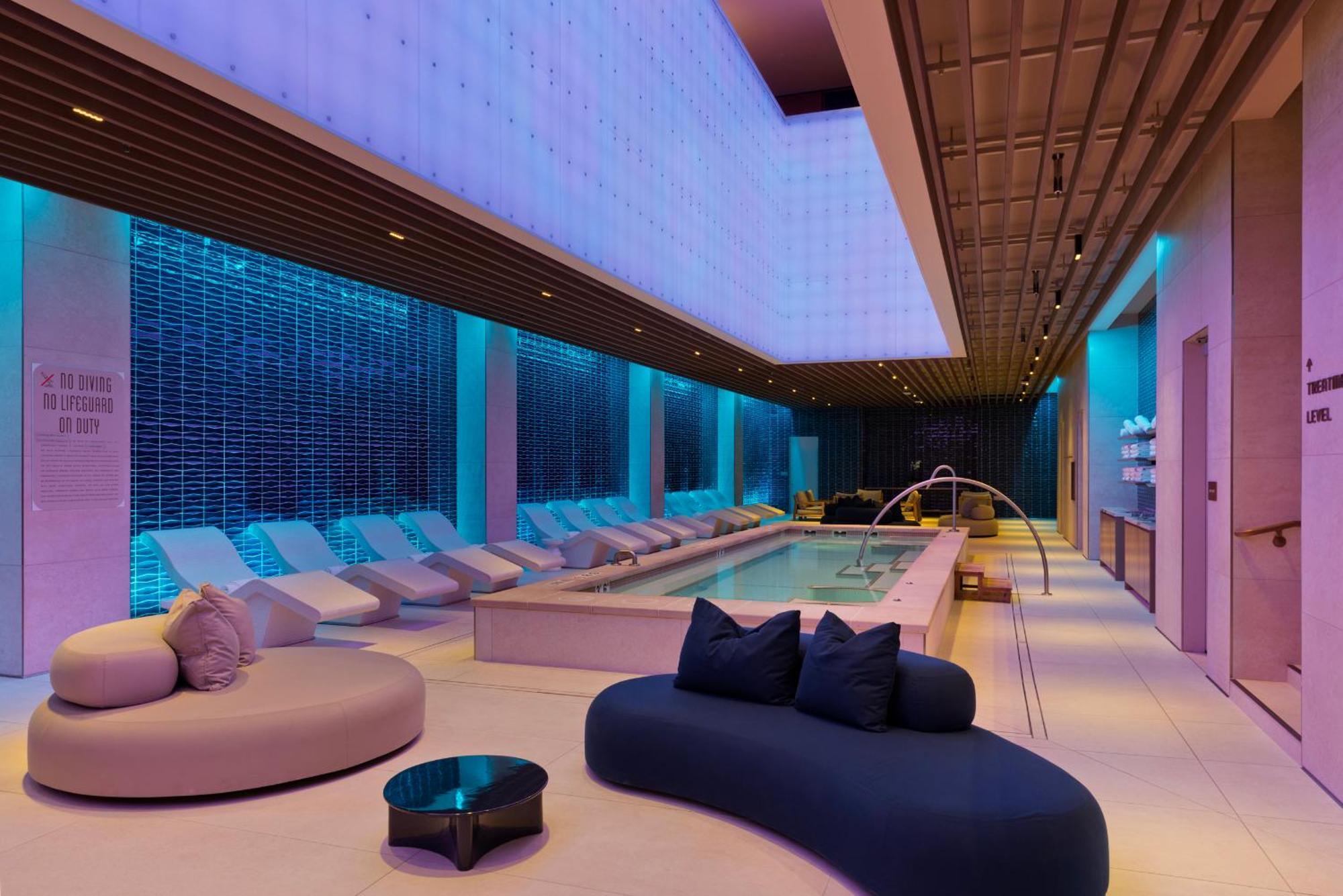 Fontainebleau Las Vegas Exterior photo The spa at The Standard, East Village